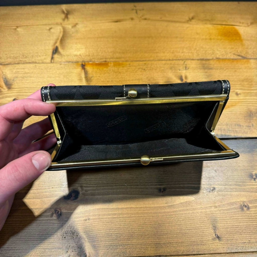 NWT! Vintage Coach Hampton Signature Framed Slim Envelope Kiss Lock Wallet Y2K - Picture 4 of 6